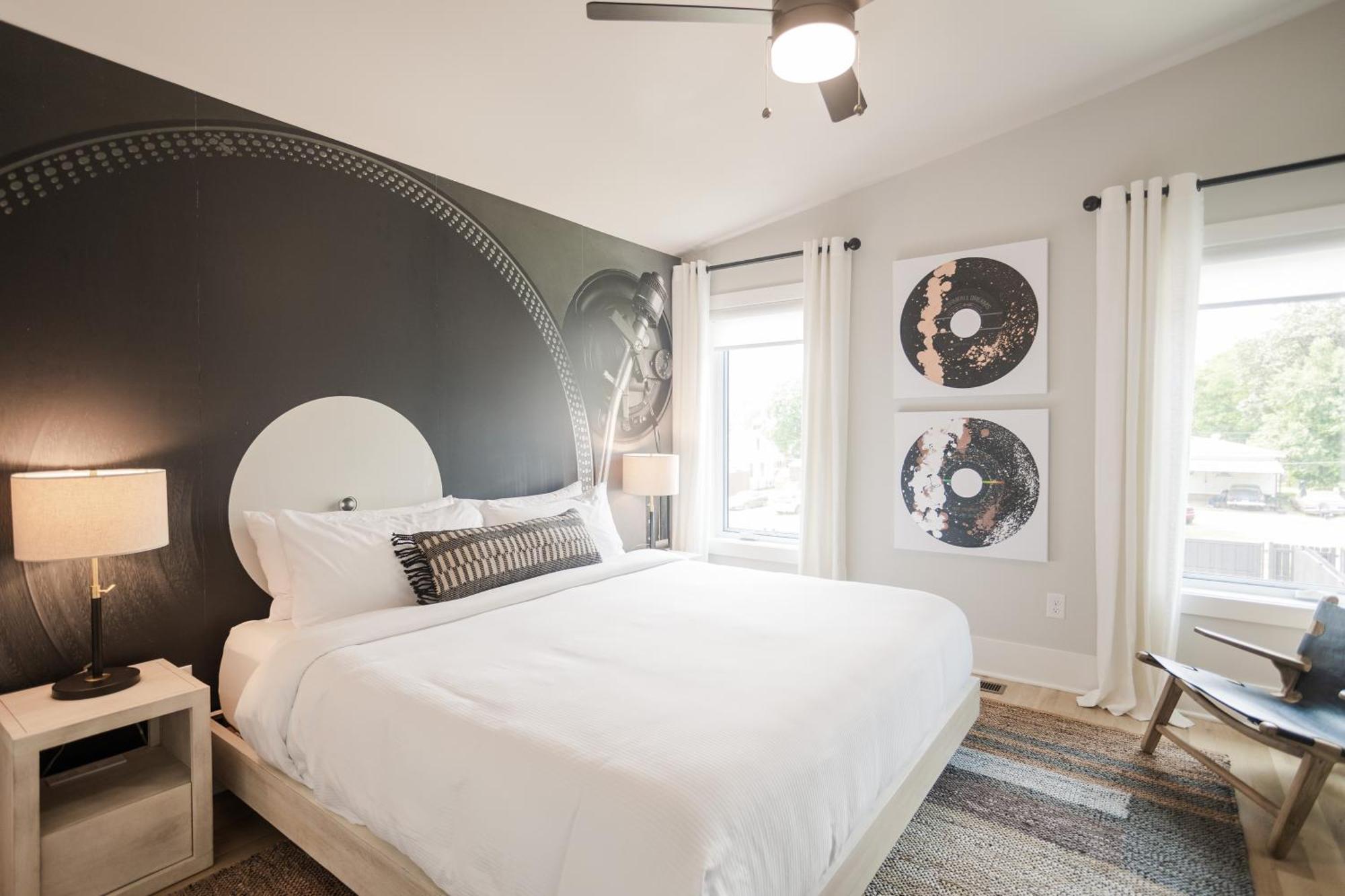 The Savant Holiday home Nashville